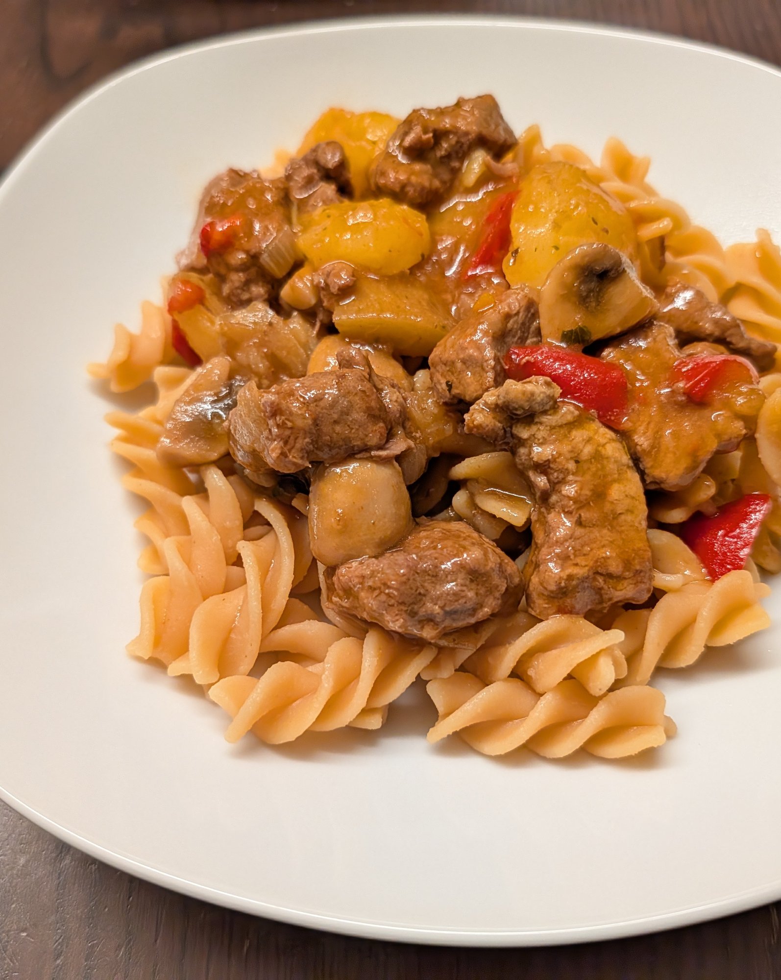 Gluten-Free Instant Pot Beef Goulash