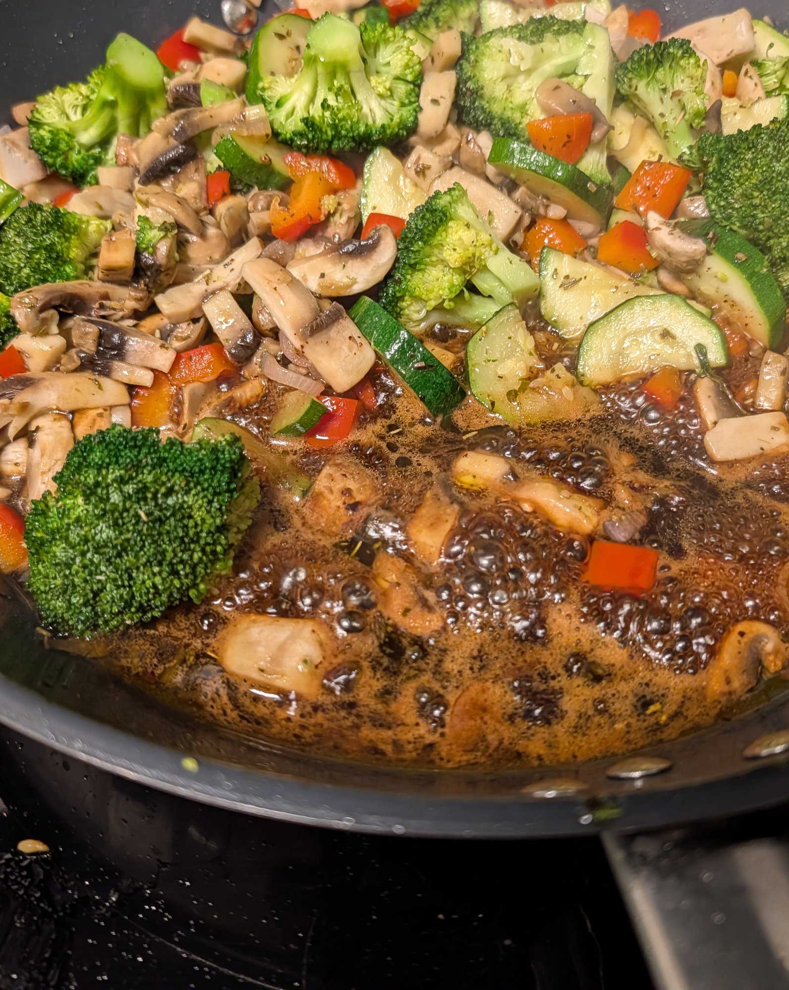 Gluten-Free Mediterranean Vegetable Pan with Balsamic Glaze